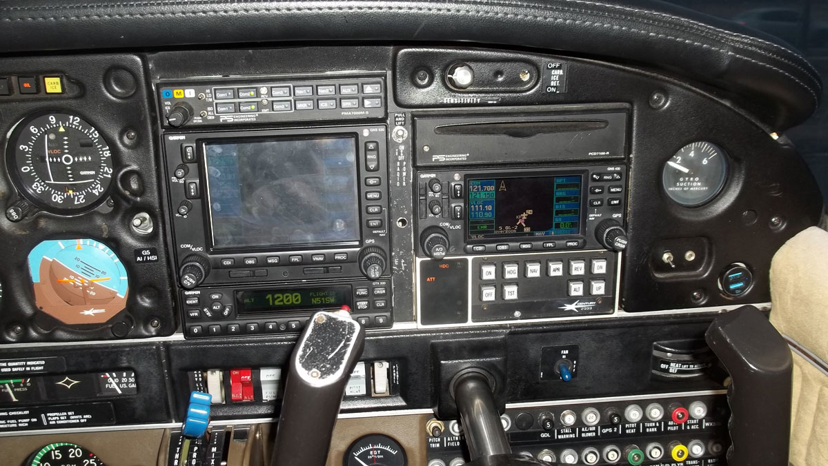 '81 Piper PA28-236 Dakota